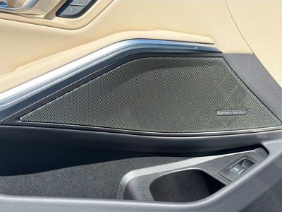 2025 BMW 3 Series - Photo 26