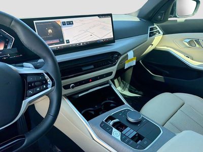 2025 BMW 3 Series - Photo 30