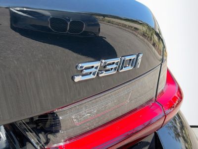 2025 BMW 3 Series - Photo 12