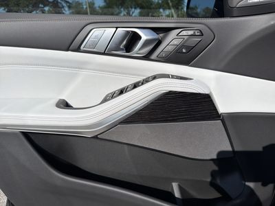 2026 BMW X7 - Photo 30