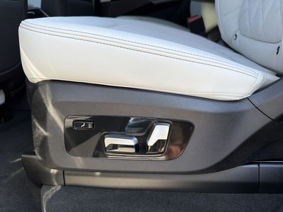 2026 BMW X7 - Photo 24