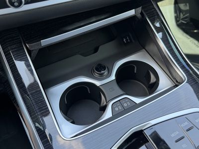 2027 BMW X7 - Photo 37