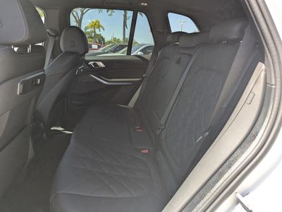 2026 BMW X5 - Photo 16
