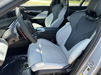 2026 BMW M5 - Photo 20