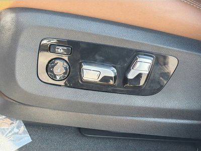 2026 BMW X5 M - Photo 25