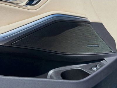 2025 BMW 3 Series - Photo 24