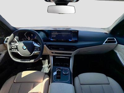 2025 BMW 3 Series - Photo 16