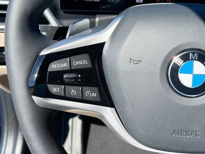 2025 BMW 3 Series - Photo 38