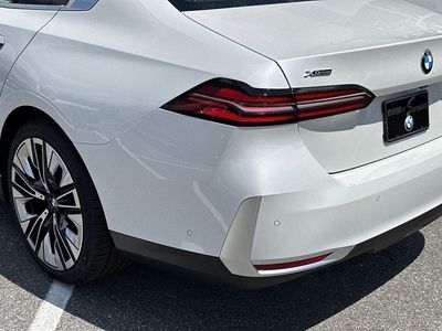 2026 BMW 5 Series - Photo 8