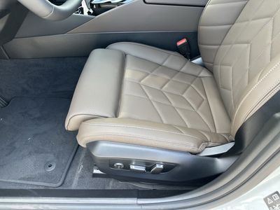 2026 BMW 5 Series - Photo 21
