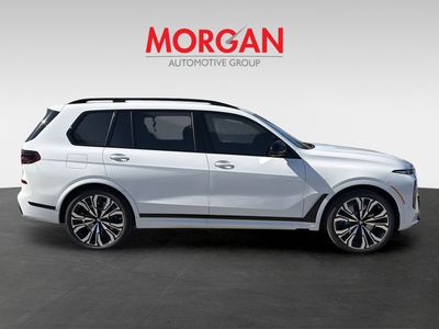 2026 BMW X7 - Photo 2