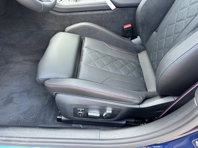 2026 BMW 8 Series - Photo 20