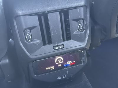 2025 BMW X3 - Photo 18