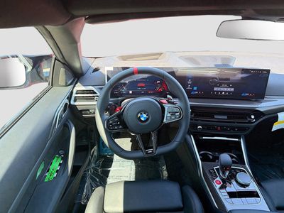 2026 BMW M4 - Photo 17