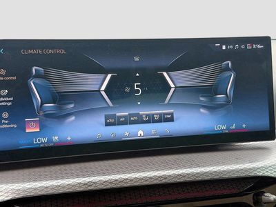 2025 BMW 3 Series - Photo 35