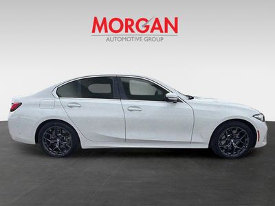 2025 BMW 3 Series - Photo 3