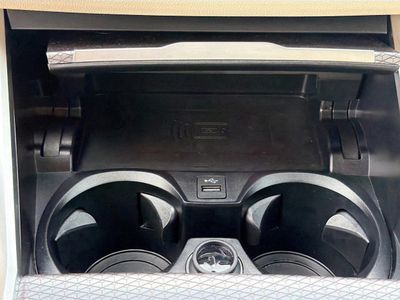 2025 BMW 3 Series - Photo 31