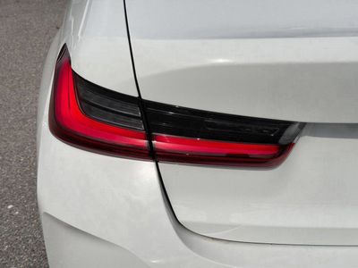 2025 BMW 3 Series - Photo 10
