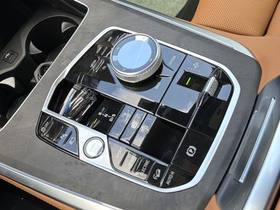 2026 BMW X5 - Photo 38