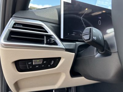 2026 BMW 3 Series - Photo 29