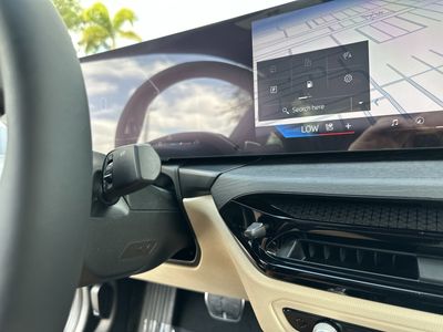 2026 BMW 3 Series - Photo 30