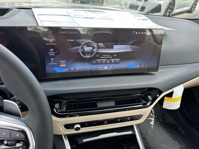 2026 BMW 3 Series - Photo 25