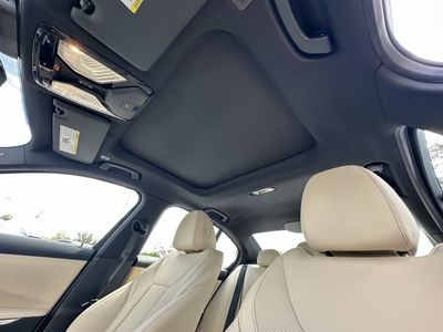 2026 BMW 3 Series - Photo 22