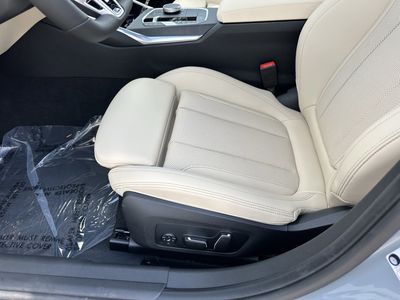 2026 BMW 3 Series - Photo 20