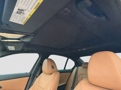2025 BMW 3 Series - Photo 25