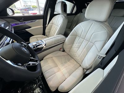 2026 BMW 7 Series - Photo 8