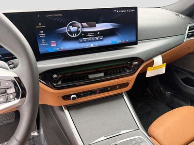 2025 BMW 3 Series - Photo 28