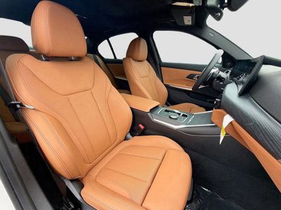 2025 BMW 3 Series - Photo 15