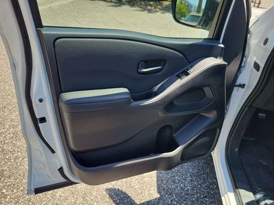 2023 Nissan Frontier - Photo 8