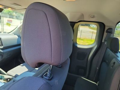 2023 Nissan Frontier - Photo 23