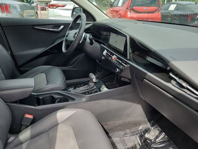 2023 Kia Niro - Photo 34
