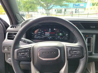 2023 GMC Yukon - Photo 18