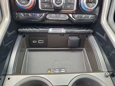 2023 GMC Yukon - Photo 23