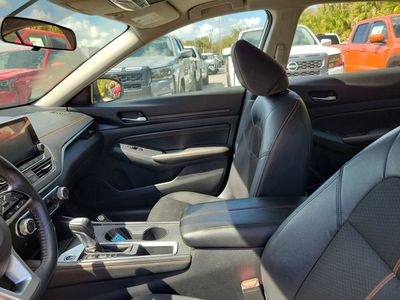 2019 Nissan Altima - Photo 11