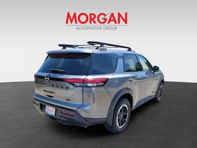 2024 Nissan Pathfinder - Photo 2
