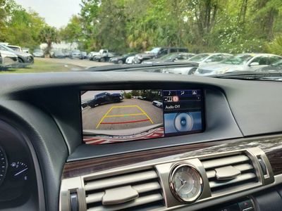 2015 Lexus LS - Photo 19