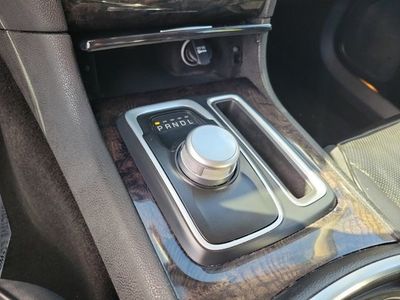 2019 Chrysler 300 - Photo 21