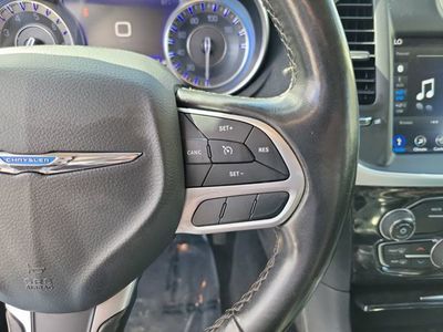 2019 Chrysler 300 - Photo 15