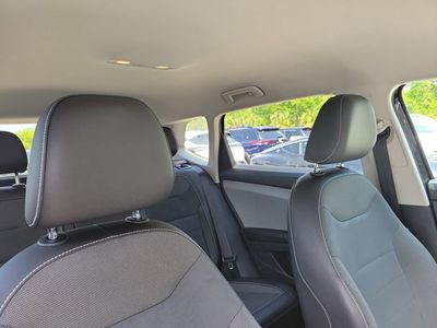 2022 Volkswagen Taos - Photo 35