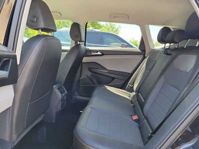 2022 Volkswagen Taos - Photo 23