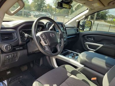 2024 Nissan Titan - Photo 10