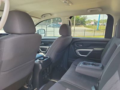 2024 Nissan Titan - Photo 24