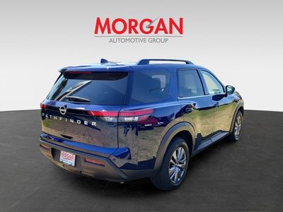 2025 Nissan Pathfinder - Photo 2
