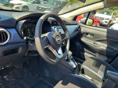 2025 Nissan Versa - Photo 9