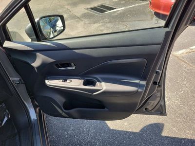 2025 Nissan Versa - Photo 31