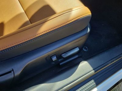 2025 Lexus IS - Photo 35